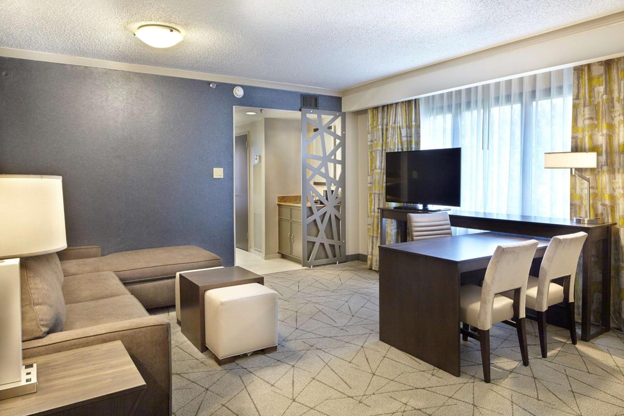 Embassy Suites By Hilton Atlanta Galleria Smyrna Exterior foto